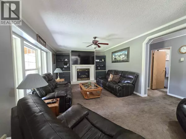 Valemount, BC V0E2Z0,16305 N 5 HIGHWAY