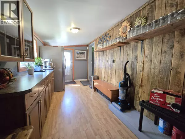 Valemount, BC V0E2Z0,16305 N 5 HIGHWAY