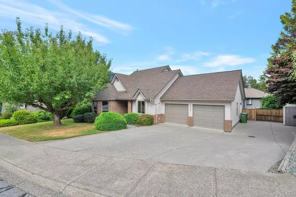 2462 MOUNTAIN DRIVE, Abbotsford, BC V3G1E9