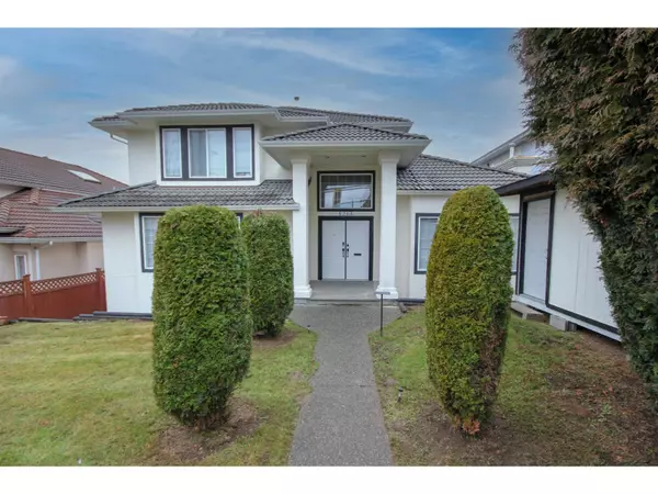 8213 152 STREET, Surrey, BC V3S3M6