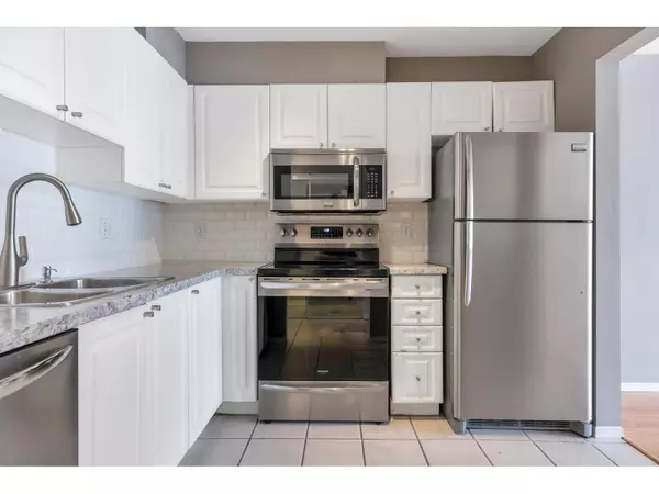 Surrey, BC V3T1A8,13955 LAUREL #201