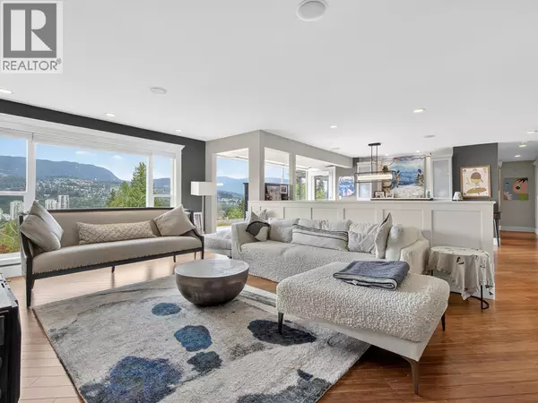 1052 CORONA CRESCENT, Coquitlam, BC V3J7J3