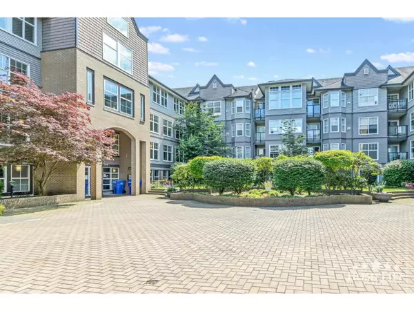 Langley, BC V3A8S1,20200 56 AVE #115