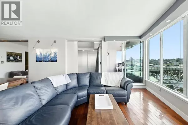 Vancouver, BC V6Z2N1,1500 HOWE ST #1405