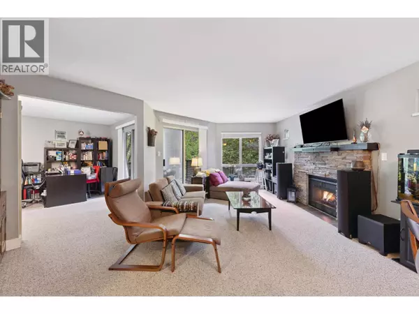 Richmond, BC V6Y1X9,7459 MOFFATT RD #206