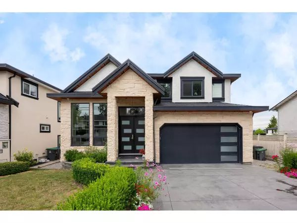 14079 77A AVENUE, Surrey, BC V3W2X2