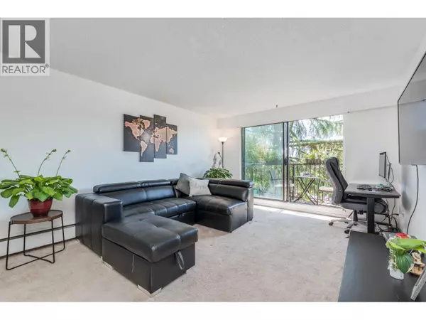 North Vancouver, BC V7M1C8,252 West 2ND ST #104