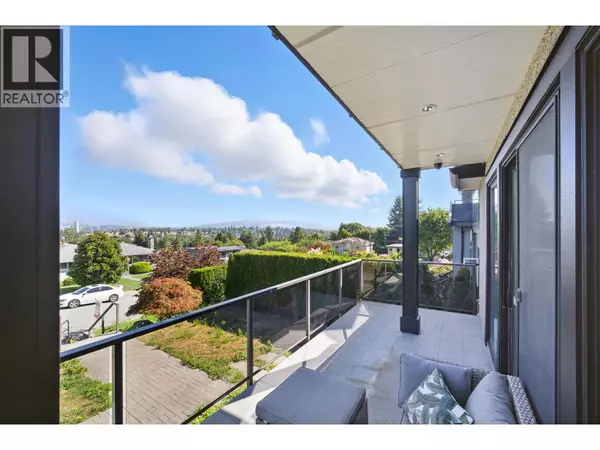 Burnaby, BC V5H1C3,4676 BURKE STREET