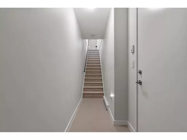 Abbotsford, BC V2T0G9,32633 SIMON AVE #150