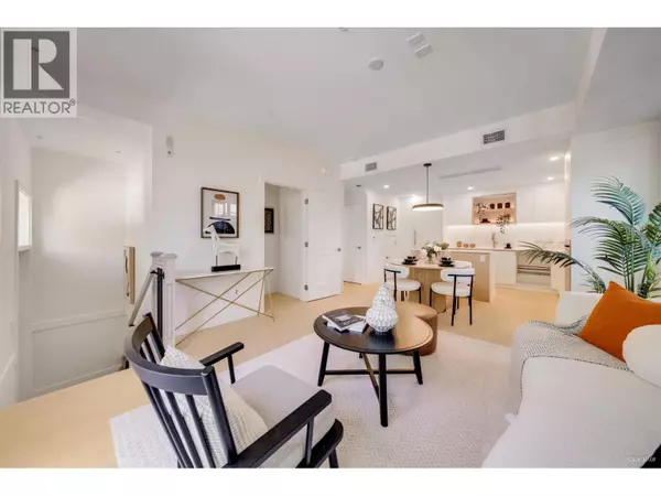 Vancouver, BC V5Z2K2,918 West 32ND AVE #204