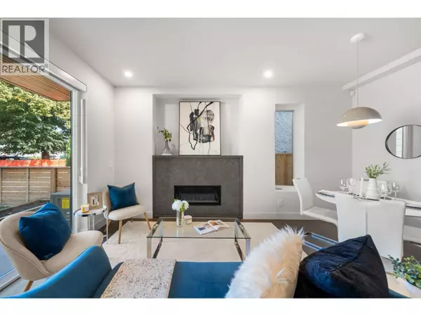 Vancouver, BC V5W2A3,638 East 46TH AVE #1
