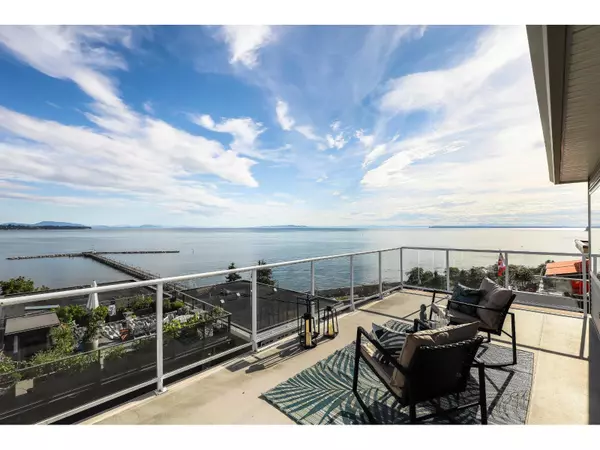 15062 ROYAL AVENUE, White Rock, BC V4B1L9