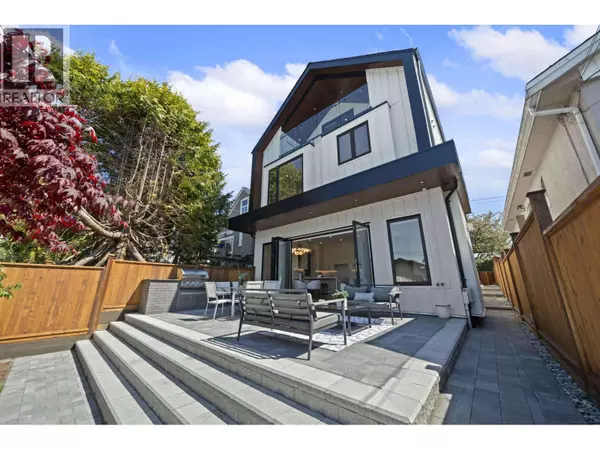 6461 East PRINCE EDWARD ST #2, Vancouver, BC V3W0Y3