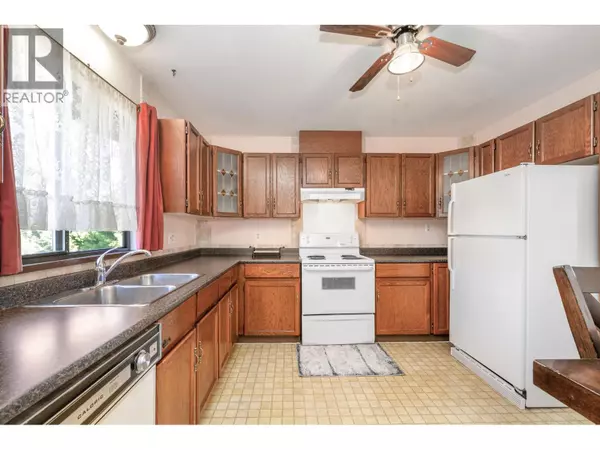20463 THORNE AVENUE, Maple Ridge, BC V2X8V1