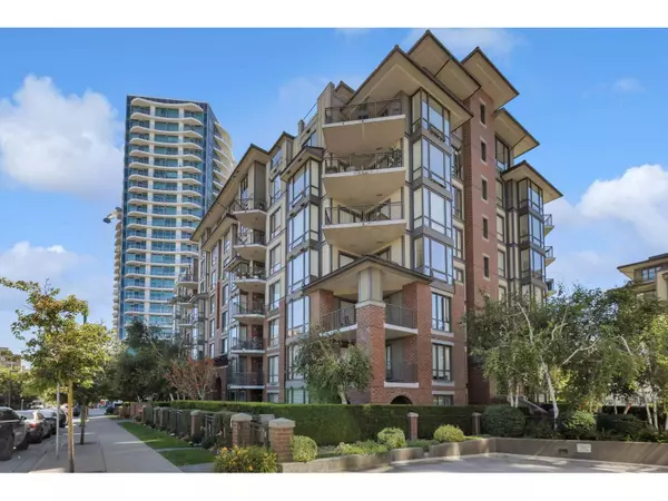 1551 FOSTER ST #107, White Rock, BC V4B5M1