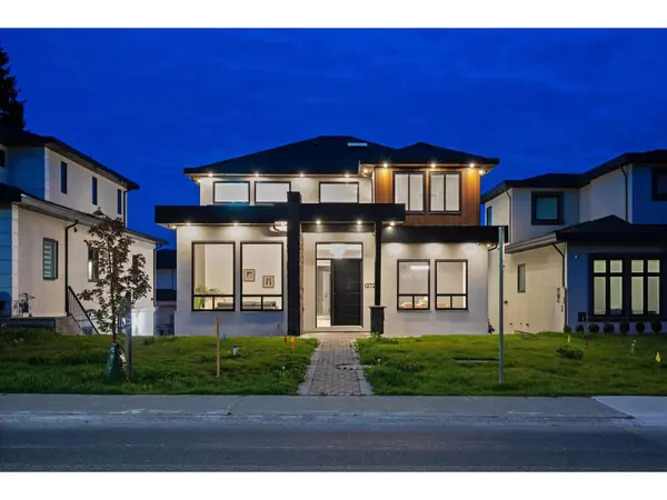 1272 160 STREET, Surrey, BC V4A7T7