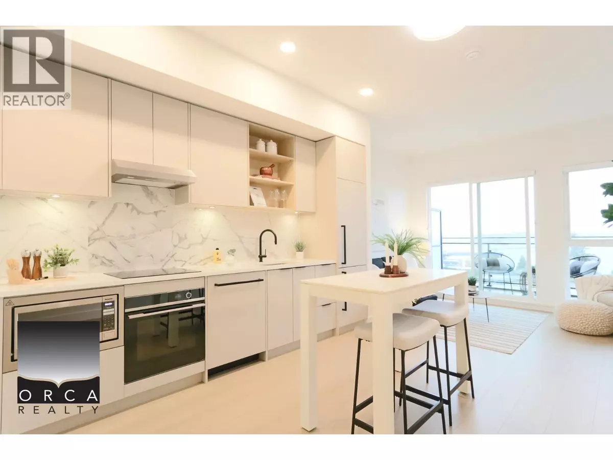 North Vancouver, BC V7L0K1,422 East 3RD ST #505