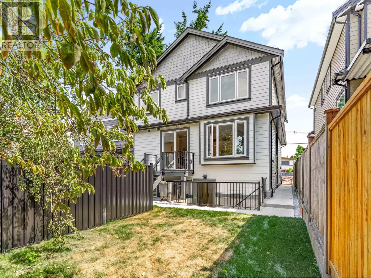 Vancouver, BC V5R3J7,5221 CLARENDON ST #2