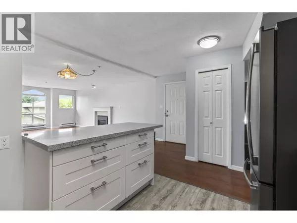 Port Coquitlam, BC V3C6H2,1116 O'FLAHERTY GATE