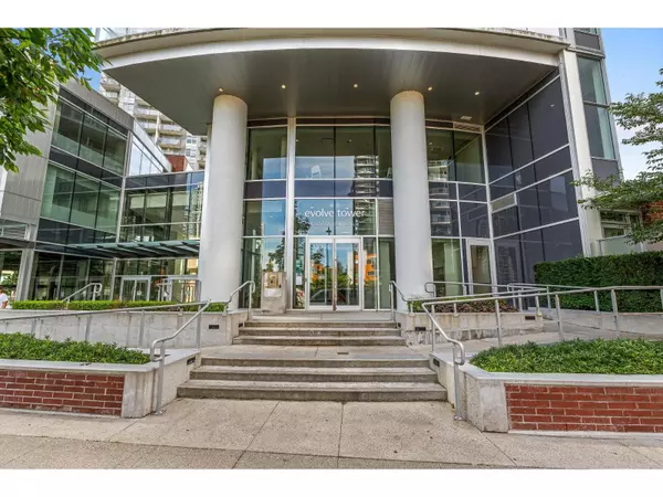 Surrey, BC V3T0M4,13308 CENTRAL AVE #2908