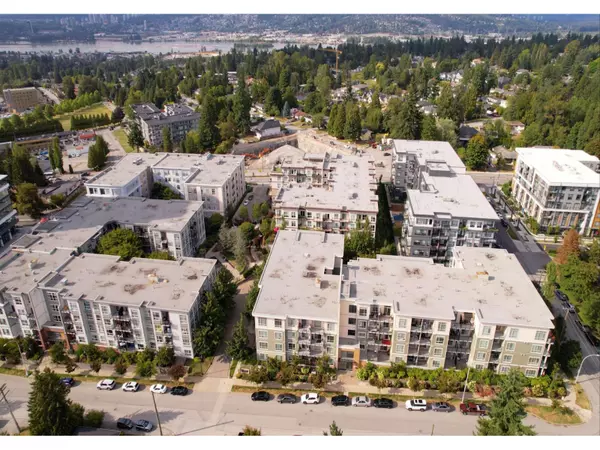 13768 108 #503, Surrey, BC V3T0L9