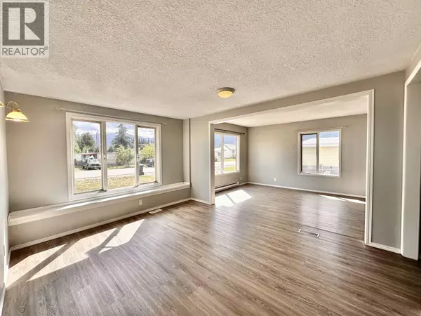 Valemount, BC V0E2Z0,1144 4TH AVENUE