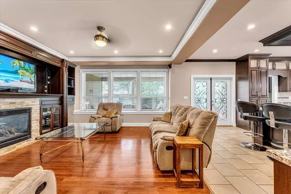 Delta, BC V4E1Z2,11655 72 AVENUE