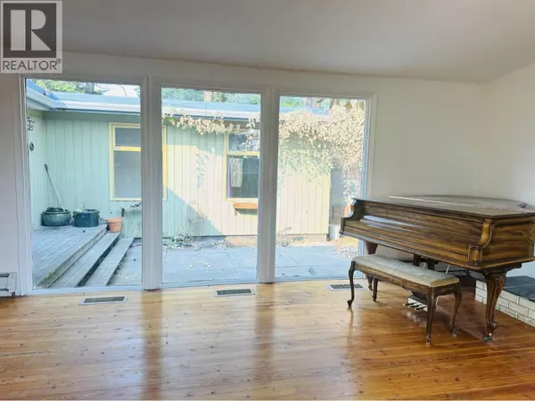 Williams Lake, BC V2G2C1,1140 PIGEON AVENUE