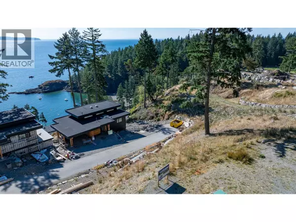 Bowen Island, BC V0N1G2,775 SEYMOUR BAY DRIVE