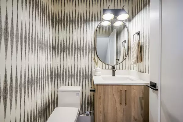 Surrey, BC V3Z1J7,16358 23A AVE #23