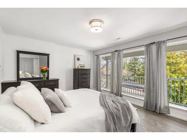 Abbotsford, BC V3G2C6,36047 OLD YALE ROAD