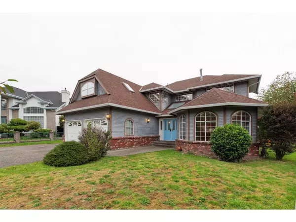 Surrey, BC V3W0V7,14370 83 AVENUE