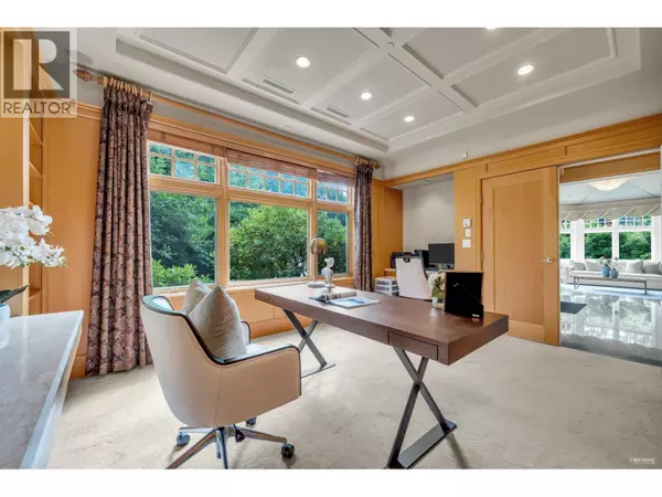 Vancouver, BC V6M3N7,5885 ANGUS DRIVE