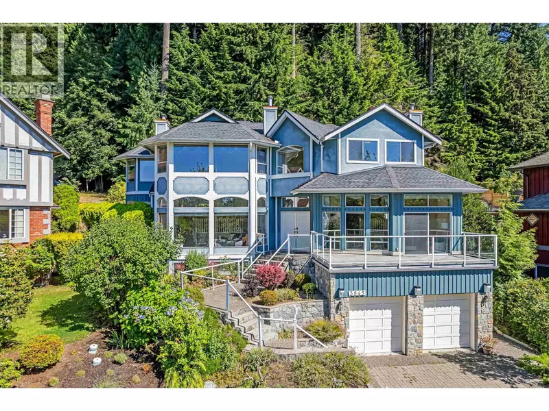 3945 BRAEMAR PLACE, North Vancouver, BC V7N4M8