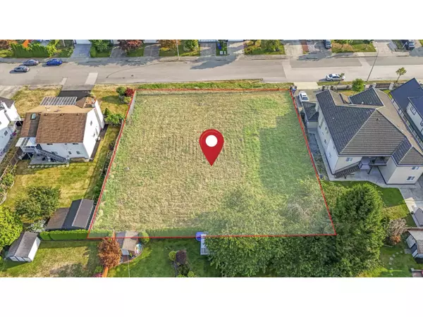 Surrey, BC V3R9C1,15481 91 AVENUE