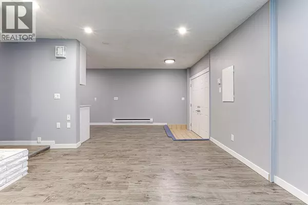 Burnaby, BC V5A2P9,809 DUTHIE AVENUE