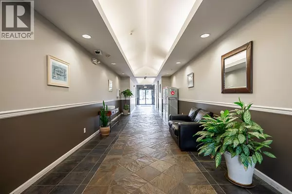 Port Coquitlam, BC V3B1A8,2099 LOUGHEED HWY #A224