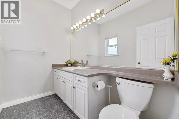 Burnaby, BC V5J4A6,7362 WAVERLEY AVENUE