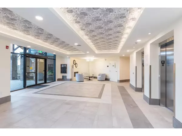 Chilliwack, BC V2P4P2,8497 YOUNG RD #306