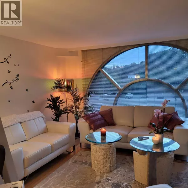 North Vancouver, BC V7J3T5,1327 East KEITH RD #205