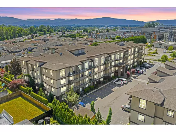 30525 CARDINAL #201, Abbotsford, BC V2T0A8