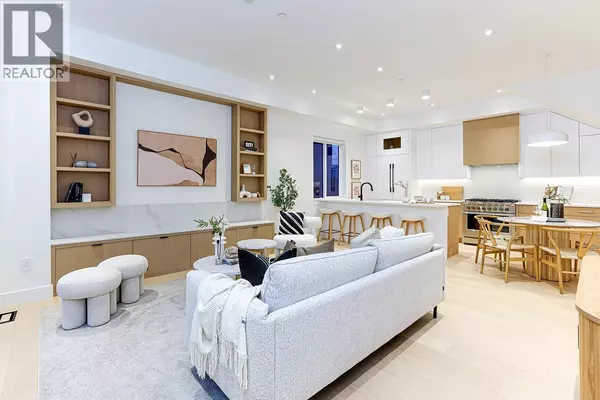 Vancouver, BC V5T2L6,944 East 13 AVE #1