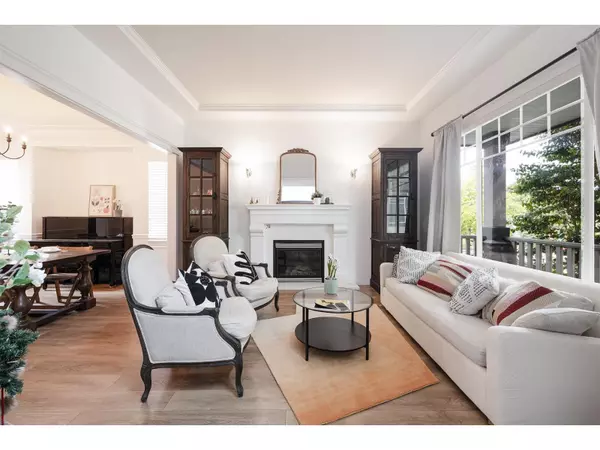 Surrey, BC V3S0M3,18270 CLAYTONWOOD CRESCENT