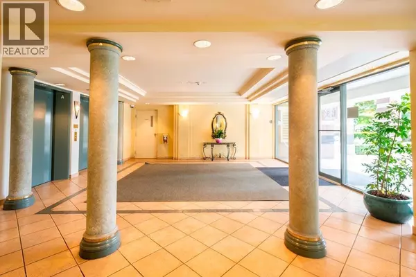 Vancouver, BC V6E1V4,1233 BEACH AVE #304