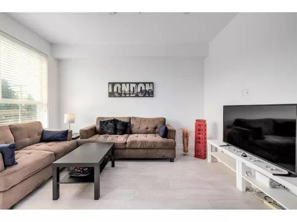 Surrey, BC V3S7H8,19567 64TH AVE #303