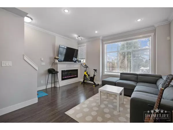 Surrey, BC V3X0H8,13670 62 AVE #65