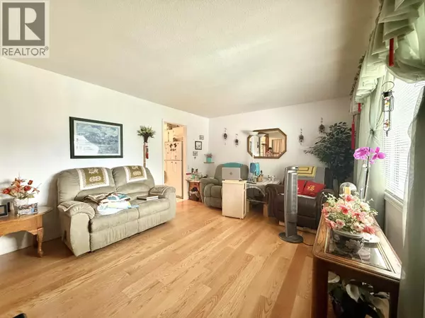 Kitimat, BC V8C1N5,30 HAWK STREET