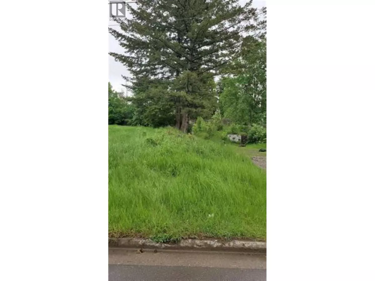Prince George, BC V2L2T7,2224 TAMARACK STREET