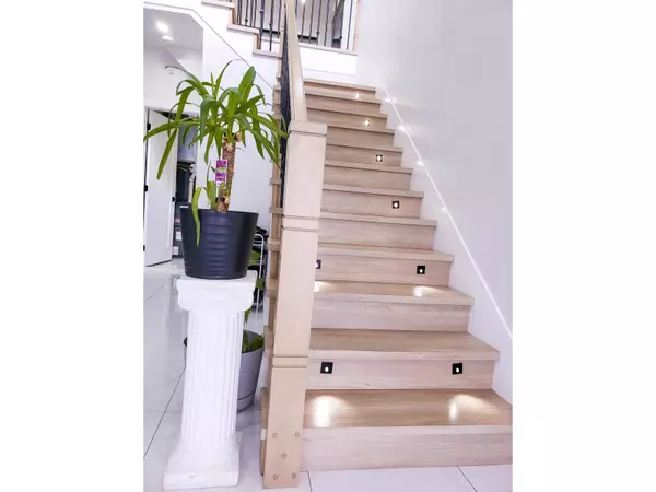 Mission, BC V4S0E5,32663 CUNNINGHAM AVENUE