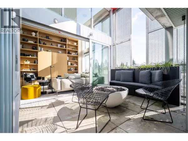 Vancouver, BC V6R2H6,4387 West 10TH AVE #401